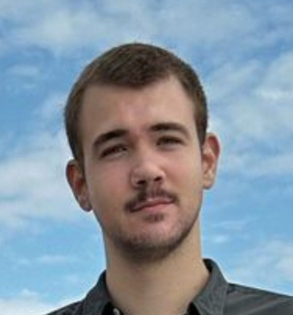 Байер Даниил Коненков